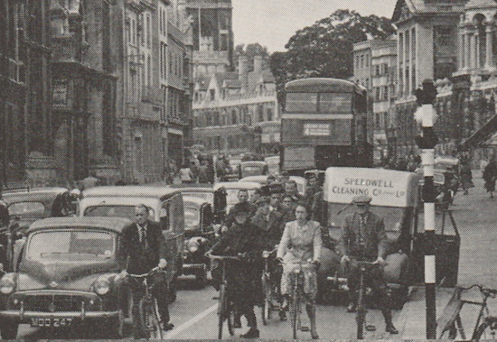 Fig. 15. The conflict—cyclists and vehicles (High Street, Oxford).