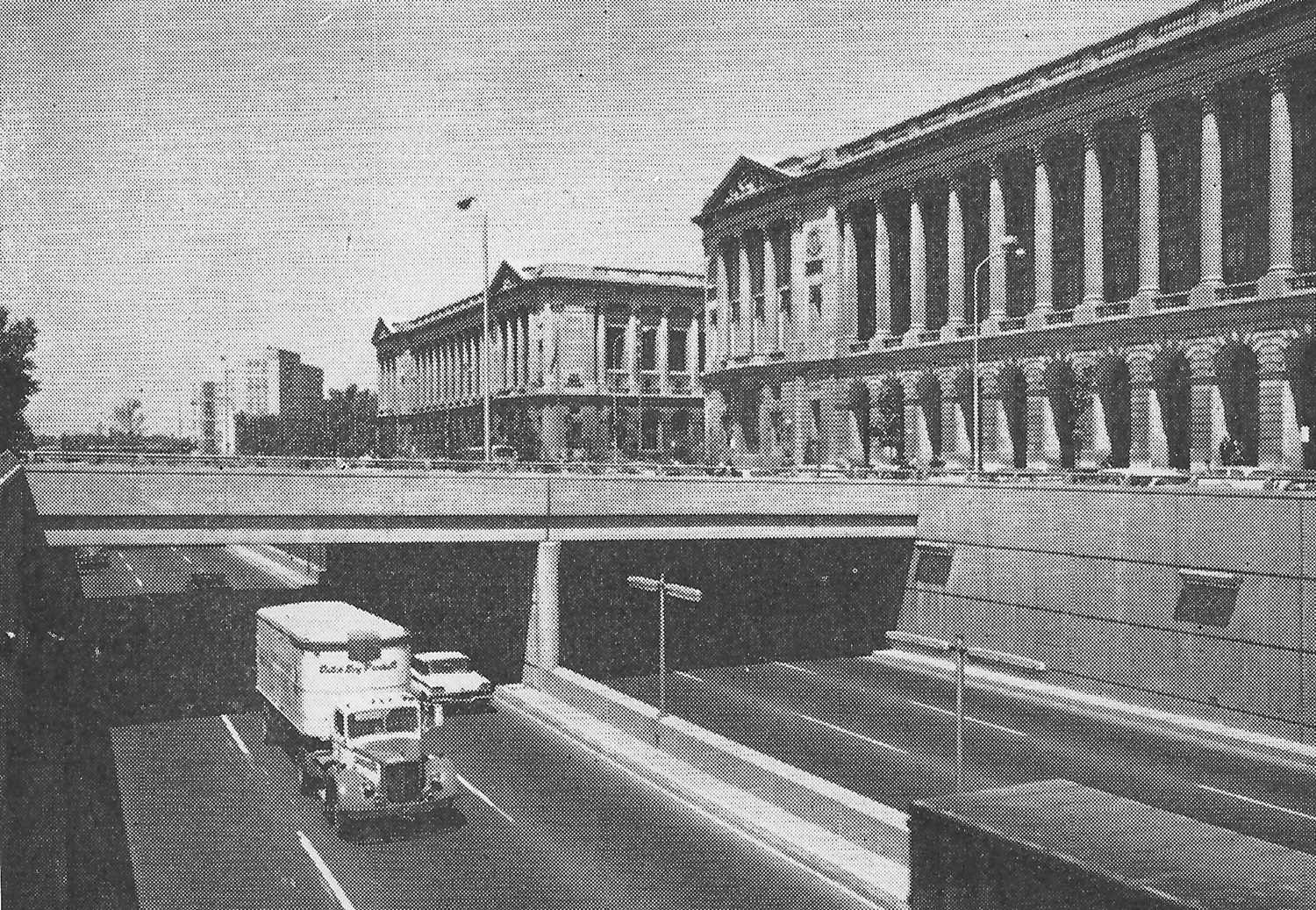 Fig. 244 A close view of the Vine Street Expressway in Philadelphia as it runs in vertical cutting past public buildings. This is a highly successful example of the way in which a major road can be brought almost to the heart of a city without severe disruption.